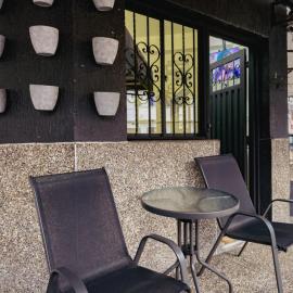 aparta estudio pequeño, hótel í Itagüí