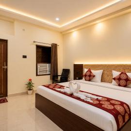 Hotel Vibe Blu Near JHV Mall, hotel a Varanasi