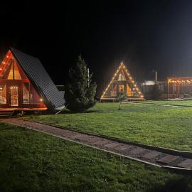 Chalet 1391, hotel em Almaty