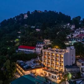 Perfectstayz Prime - 2 min walk to mall road