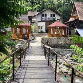 Podul De Brazi, hôtel à Cârţişoara