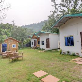 Hotel O Tapovan Rise cottages and cafe, hotel em Rishikesh