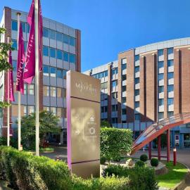 Mercure Hotel Hamburg am Volkspark, hôtel à Hambourg