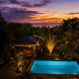 Bouillante में, होटल Bungalow La Tortue Bleue Piscine & Malendure