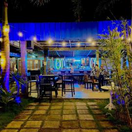 The Beach House and Bar, hotel v mestu Roxas