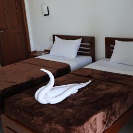 Adam's Palm Resort, hotel Talaimannar városában