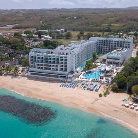 Royalton Vessence Barbados, An Autograph Collection All-Inclusive Resort - Adult Oriented, hotel i Saint James