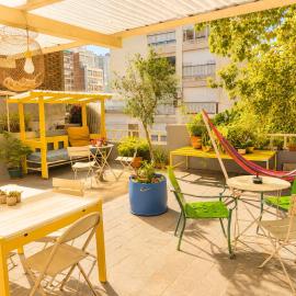 Youki Haus Hostel, hotel v destinaci Montevideo