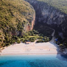 Gjipe eco campground 2, hotell i Ilias