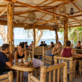 New Amigos - Beachclub & Hostel, hotel en Santo Domingo