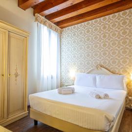 Hotel Orion, hotel Velencében