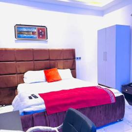 MyTime Hotel, hotel en Tamale