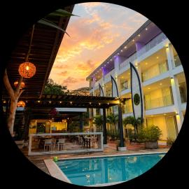 The Views Resort, hotel di El Zonte