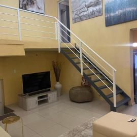 Spacious Executive Stay in Waterford Park, готель у місті Мбабане