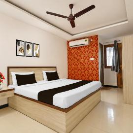 Hotel O Gorakhpur Railway Junction Road Golghar Formerly RR Inn, hotell i Gorakhpur