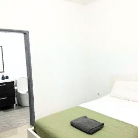 Paradise in Paraiso Malabo 4 bedroom style house, hotel i Ciudad de Malabo