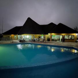 Lodge Kapembawé, hotel din Benguela