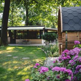 Sonnevijver Bungalow - Robin, hotel u gradu Lanaken
