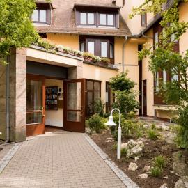 Sunday Hotel Nürnberg, hotel a Nuremberg