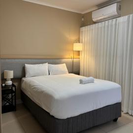 The Onyx Luxury Apartment، فندق في ويندهوك