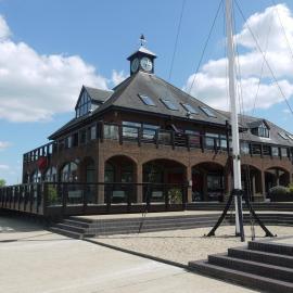 Boathouse Hotel, hotel u gradu 'Hythe'