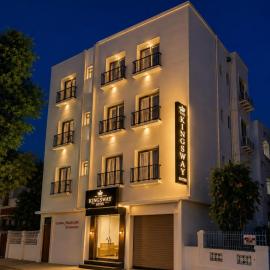 The Kingsway Suites, hotel in Nagpur