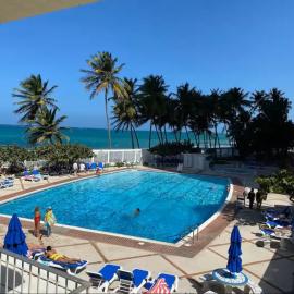 Galicia Pool Beach Condado, hotell i San Juan