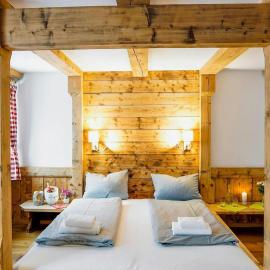Landgasthof zum Papyrer - Erholung im Urlaubsgebiet, hotel en Lenggries