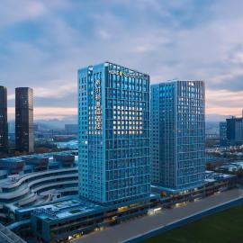 Home2 Suite by Hilton Jinan Tangye, отель в Цзинане