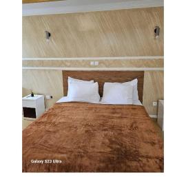 Le MoniPol Hôtel, hotel a Franceville