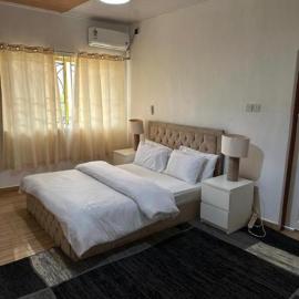 Rashlie apartment, Hotel in Freetown