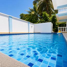Resort Blue Cent Beach on Candolim Goa, hotel a Candolim