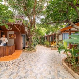 Anna Riverside Bungalow Vientiane, מלון בויאנטיין