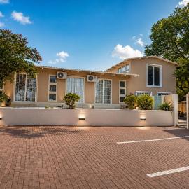 Suider Ozias Self Catering, hotel in Windhoek