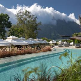 Toteme Glamping and Hot Spring Kintamani, hotel in Kintamani