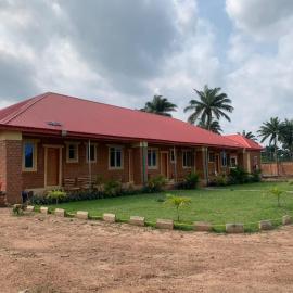 The Bridge Lodge at Abule Imole, hotel em Fiditi