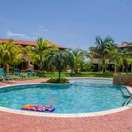 Family-Flexication-Friendly Villa, few steps from Eagle Beach, hotell i Palm-Eagle Beach