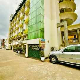 Presken Hotel Alade, Ikeja, hotel u gradu 'Ikeja'