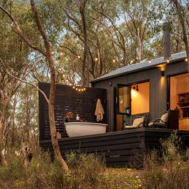 HeartStone Hill - Tiny House, hotel din Castlemaine