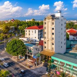 Le Centre Pleiku Hotel, hotel din Plây Ku