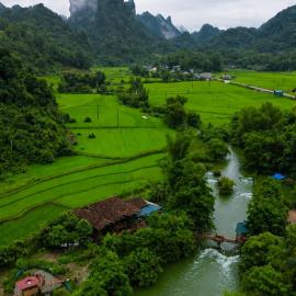 Sông Quê Homestay, khách sạn ở Quảng Uyên