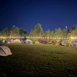 Viesnīca Camping Sandalandia pilsētā Vama Veče