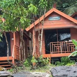Europe Enchanted Resort, hotel in Koh Rong