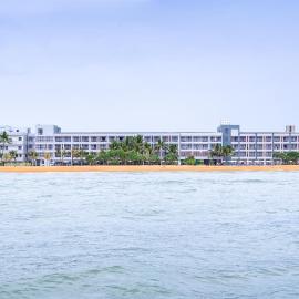 Jie Jie Beach Hotel、ワドゥワのホテル