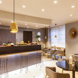 Holiday Inn Milan Garibaldi Station by IHG, hotel di Milan