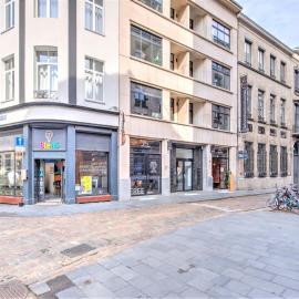 Family Retreat with Balcony in Meir, Hotel in Antwerpen