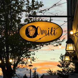 Omili Haus - Boutique Hostel & Cafeteria