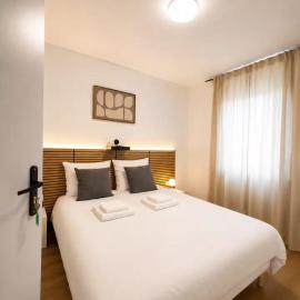 Hotel de la gare, hotelli kohteessa Pantin