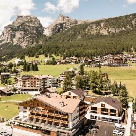 Hotel Ladinia