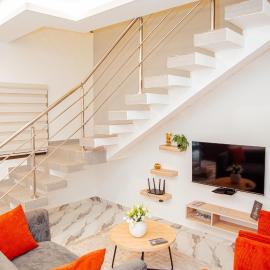 SARALIS Home, отель в Абиджане